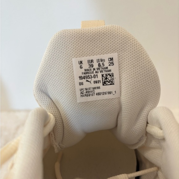 NWT Puma Women's Riaze Prowl Femme Athletic Shoes - Picture 6 of 8